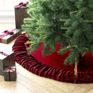 Black velvet christmas outlet tree skirt